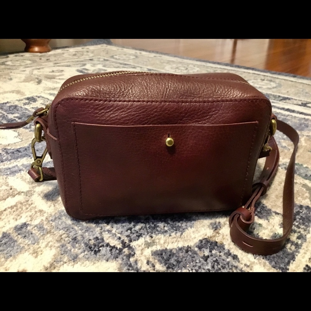 Madewell The Transport Camera Bag - Dark Cabernet